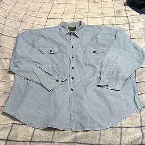 C.C. Filson Co. Light Blue Casual Button-Down Shirt